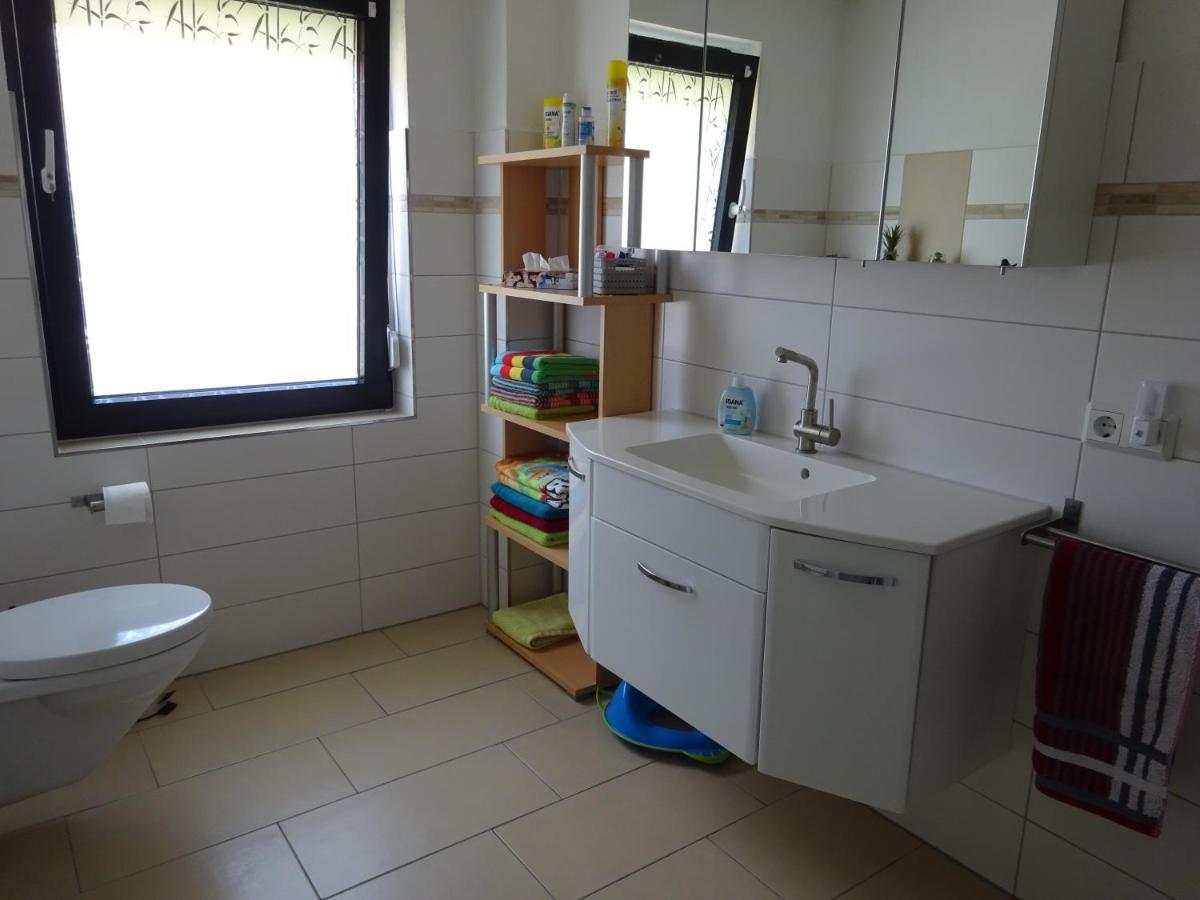 Ferienwohnung Schwiemann, Erdgeschoss Cadenberge Экстерьер фото