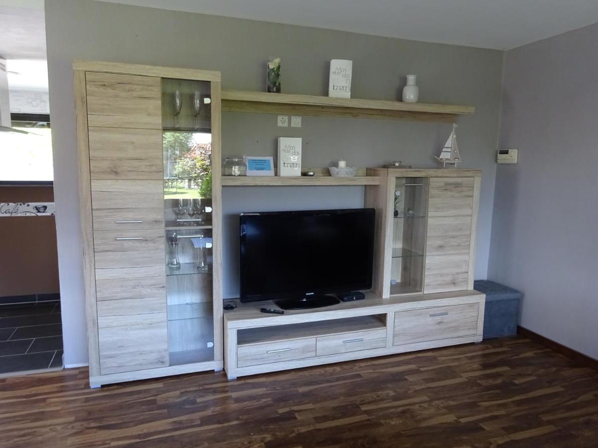 Ferienwohnung Schwiemann, Erdgeschoss Cadenberge Экстерьер фото