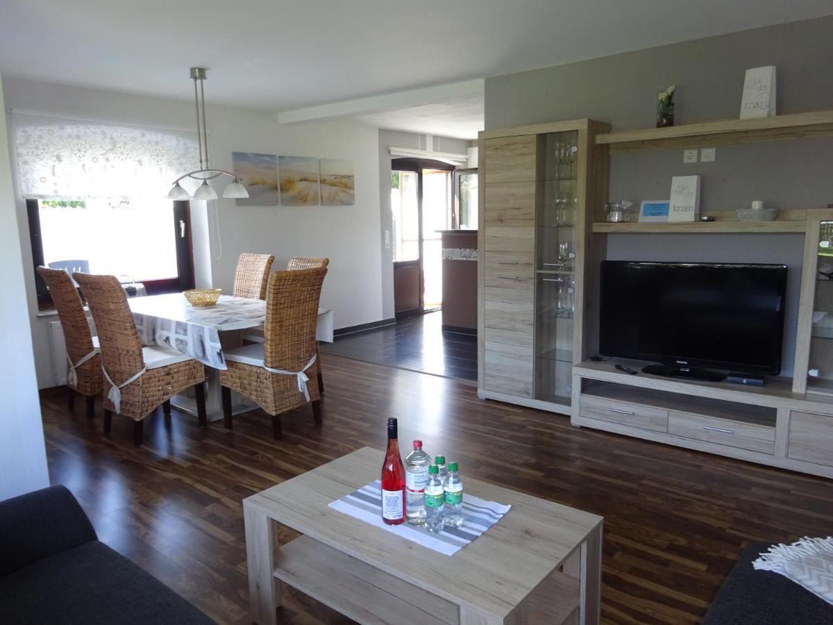 Ferienwohnung Schwiemann, Erdgeschoss Cadenberge Экстерьер фото